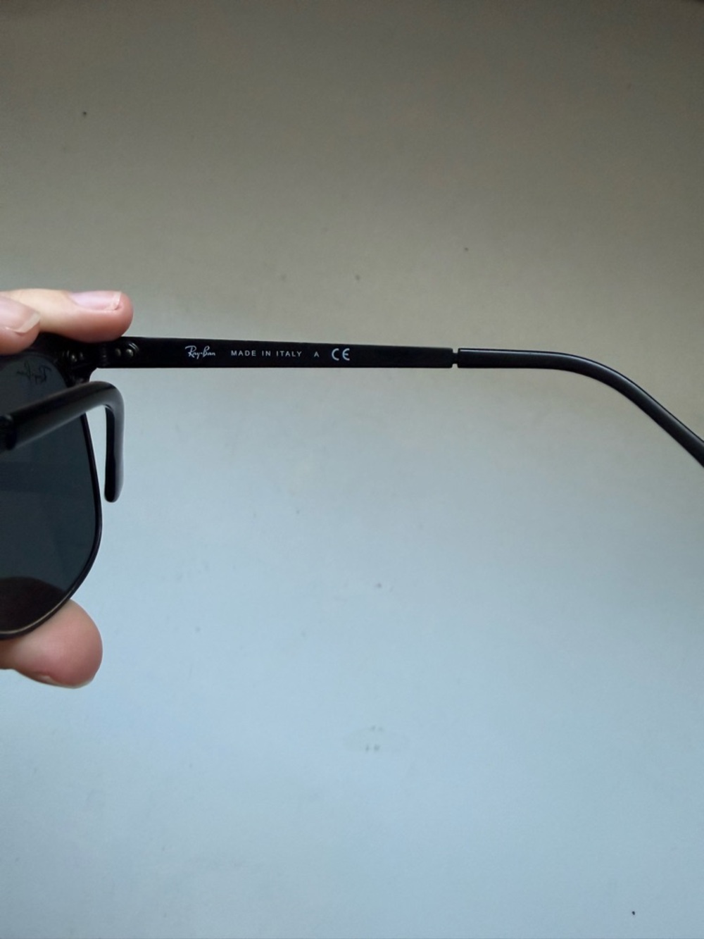 Ray-Ban sunglasses - Picture 5 of 7